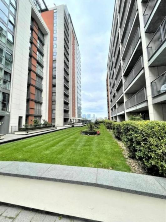 Lovely Waterfront Flat Canary Wharf Excel Centre Apartment London Ngoại thất bức ảnh